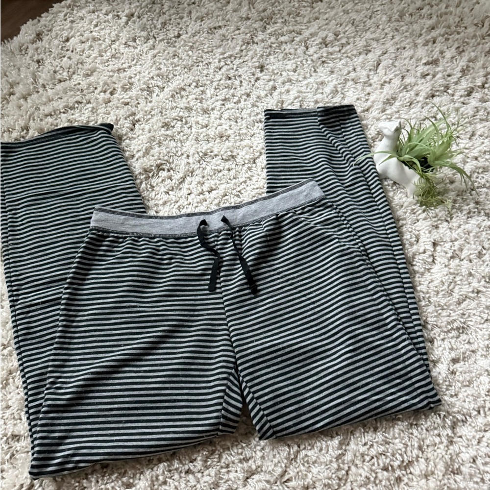 Grey Karen Neuburger striped athletic simple flowy pants pants